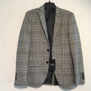 NWT, boohoo Man plaid blazer size 34